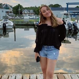 Meet your Posher, Molly